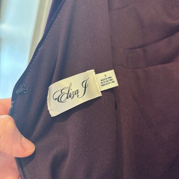 NWOT Eliza J Crushed Velvet Deep Plum Gown Sz 6 - Picture 8 of 10